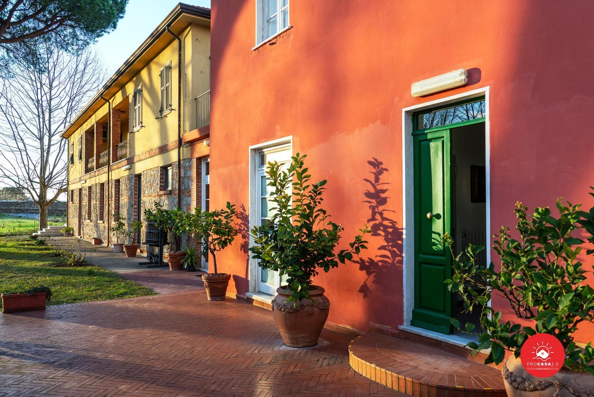 Gasthaus Fattoria Battilana Marina Di Carrara Exterior foto